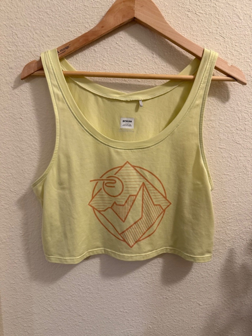 prAna Scoop-Neck Graphic Crop Tank – XS - Picture 2 of 5